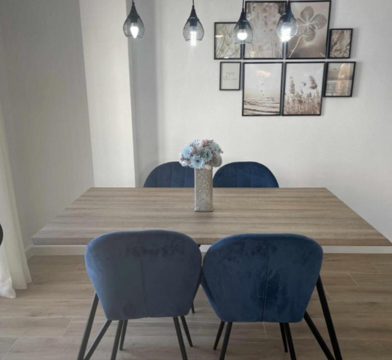 Clauadris Home Ideal Para Familias Aguilas Exterior photo